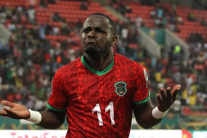It is false that Gabadinho Mhango has been removed from national team camp